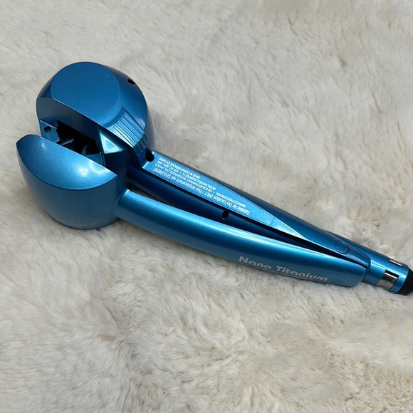 BaBylissPRO Nano Titanium Curling Tool - Blue - Picture 4 of 5